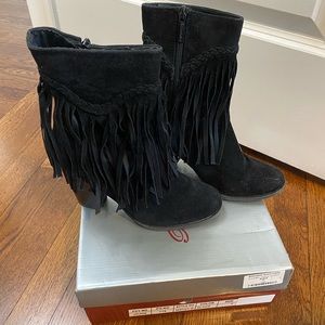 Fringe bootie